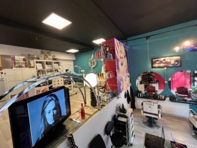 Parmis-Hair-and-Beauty-Salon_inside2