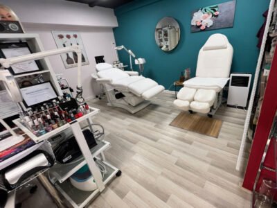 Parmis-Hair-and-Beauty-Salon_inside4